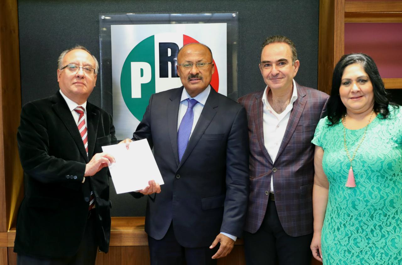 Realiza René Juárez nuevos nombramientos en el PRI